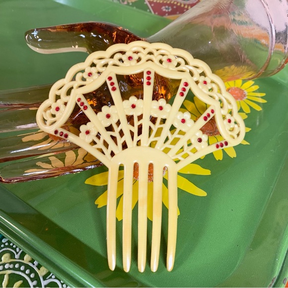 Spanish Mantilla  Comb